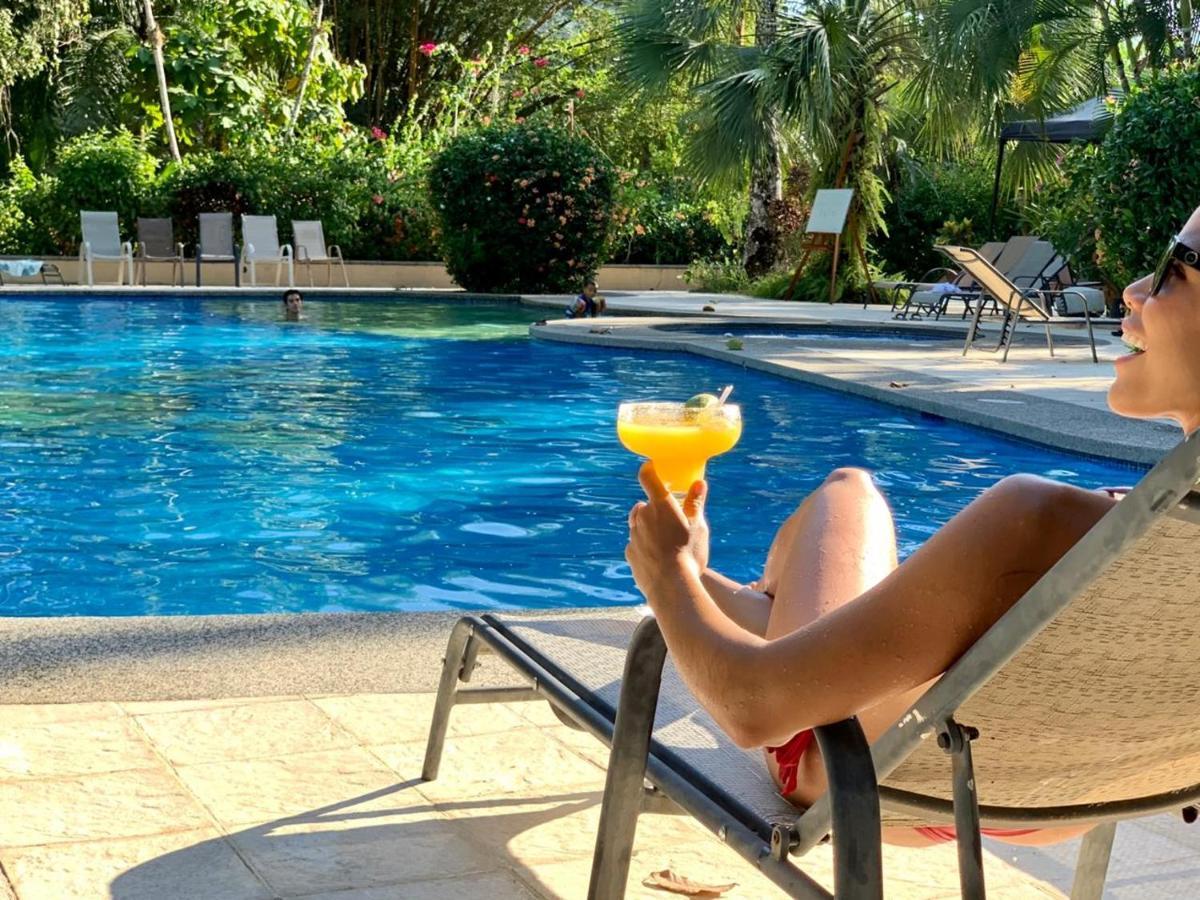 Jaco Hotel Docelunas Kültér fotó