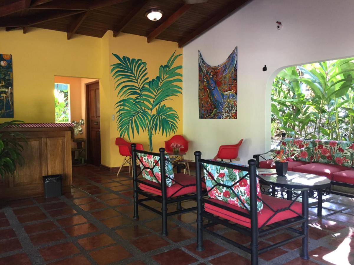 Jaco Hotel Docelunas Kültér fotó